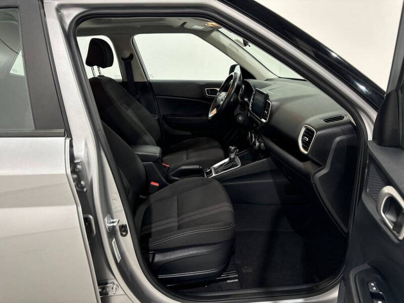 2023 Hyundai Venue SEL