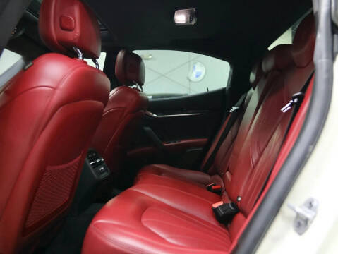 2021 Maserati Ghibli GranLusso