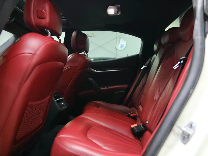 2021 Maserati Ghibli GranLusso