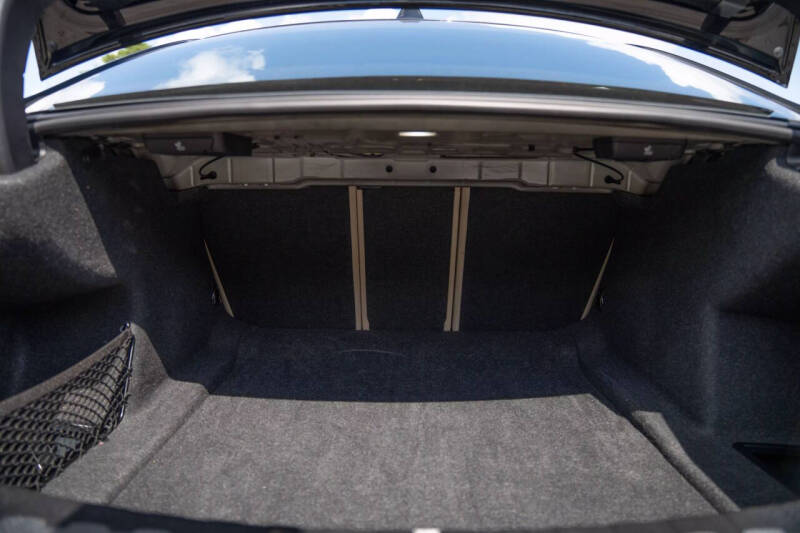 2023 BMW 3 Series 330i