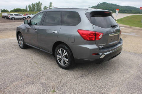 2018 Nissan Pathfinder S