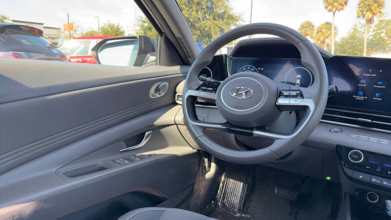 2023 Hyundai Elantra