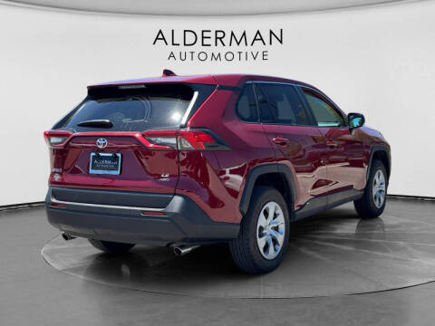 2023 Toyota RAV4 LE