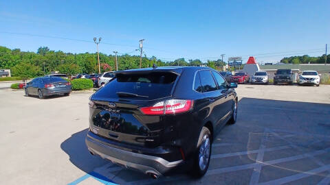 2022 Ford Edge Titanium