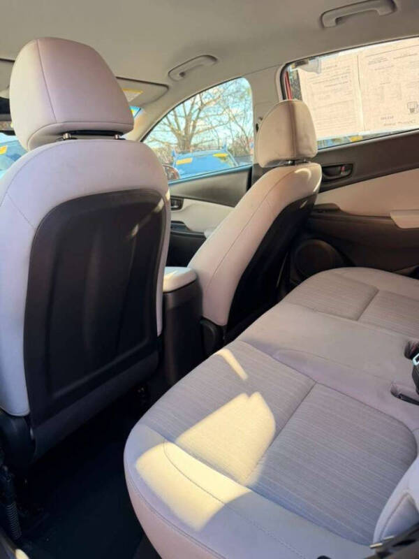 2022 Hyundai Kona SEL