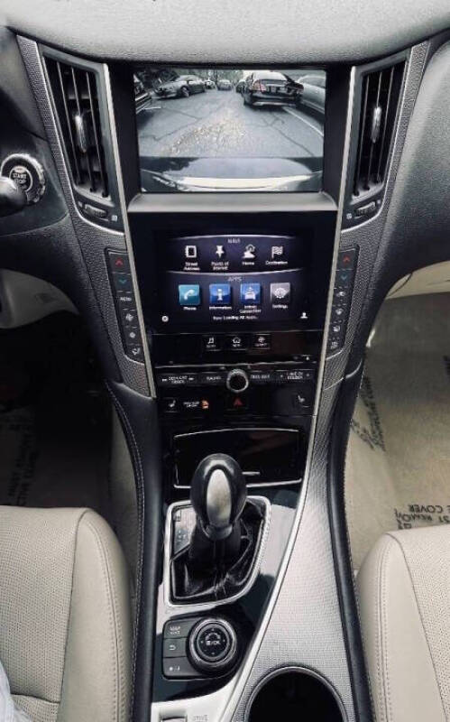 2014 Infiniti Q50 Premium