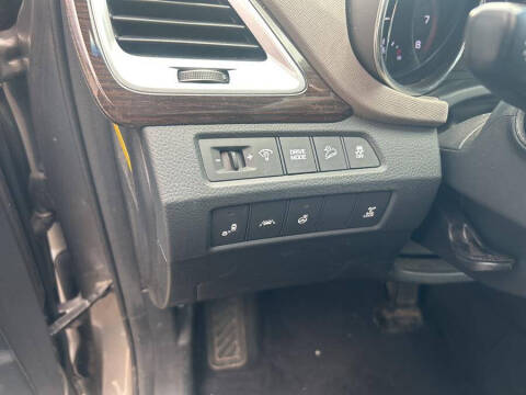 2017 Hyundai Santa Fe Sport 2.0T Ultimate