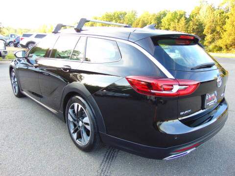 2018 Buick Regal TourX Essence