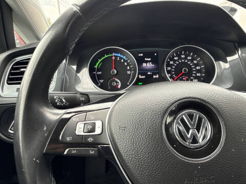 2019 Volkswagen e-Golf SE
