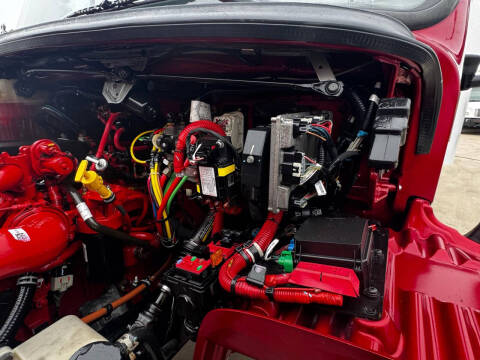 2019 Freightliner M2 106