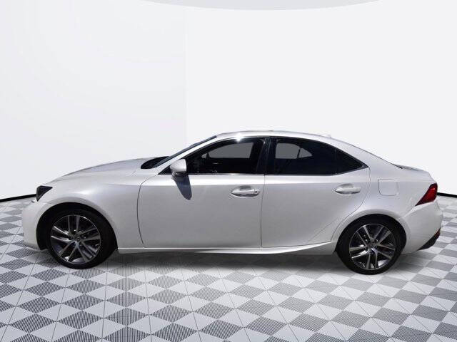 2019 Lexus IS 300
