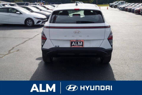 2026 Hyundai Kona SE