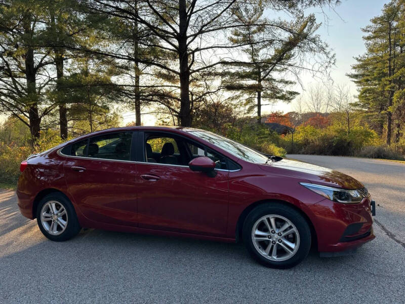 2017 Chevrolet Cruze LT Auto