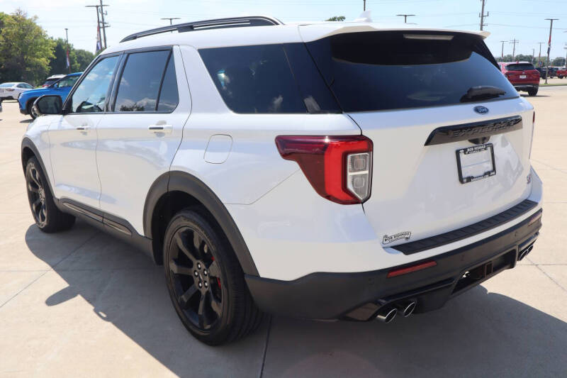 2022 Ford Explorer ST