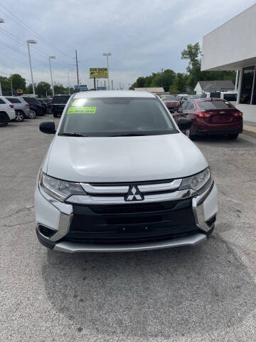 2016 Mitsubishi Outlander ES