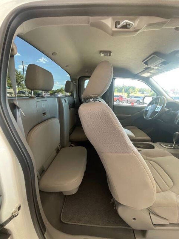 2021 Nissan Frontier S