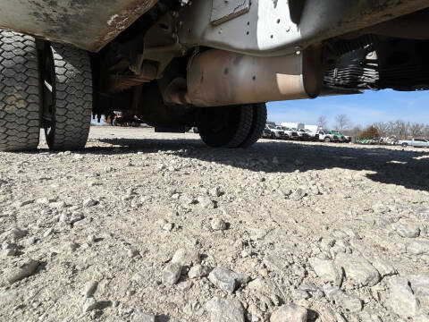 2016 RAM 5500 4WD W/Articulating Bucket