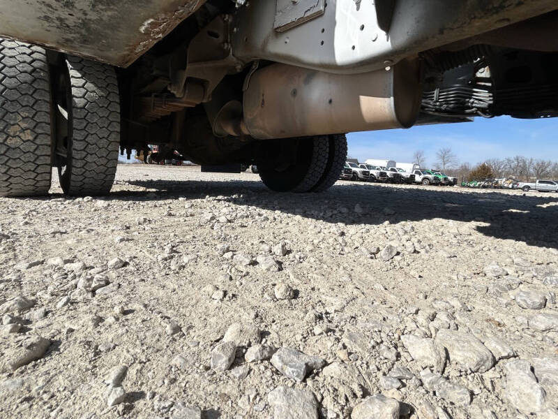 2016 RAM 5500 4WD W/Articulating Bucket