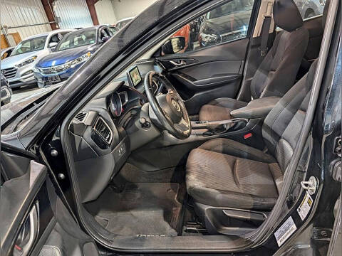 2016 Mazda MAZDA3 i Touring