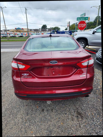 2016 Ford Fusion SE