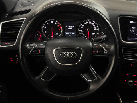 2017 Audi Q5 2.0T quattro Premium Plus