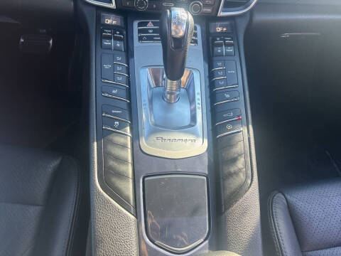 2012 Porsche Panamera