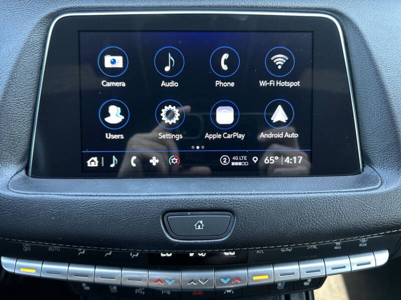 2022 Cadillac XT4 Premium Luxury