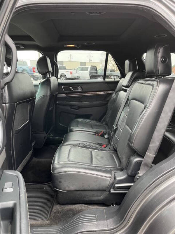 2016 Ford Explorer Platinum
