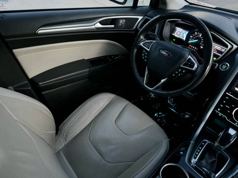 2014 Ford Fusion Hybrid Titanium