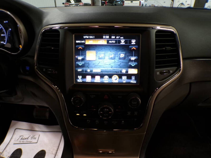 2017 Jeep Grand Cherokee Laredo