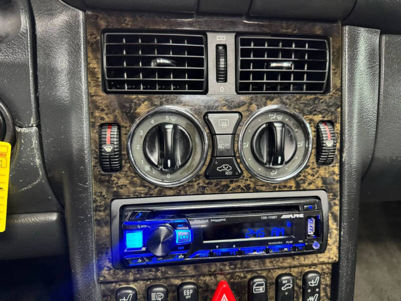 2004 Mercedes-Benz SLK SLK 32 AMG