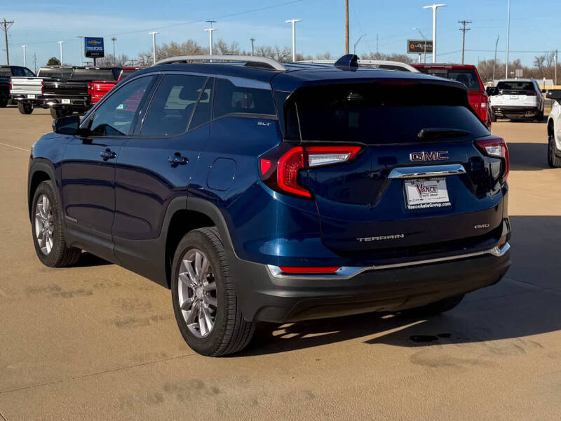 2023 GMC Terrain SLT