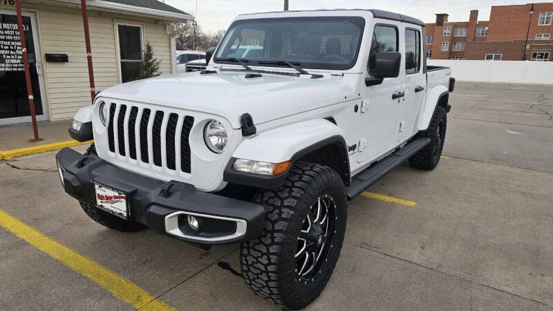 2023 Jeep Gladiator Sport S's photo