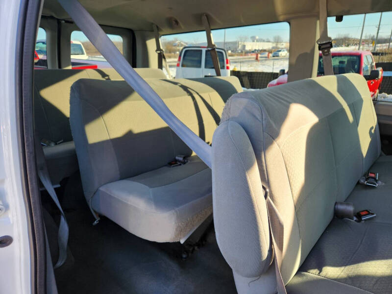 2007 Ford E-Series E-350 SD XLT