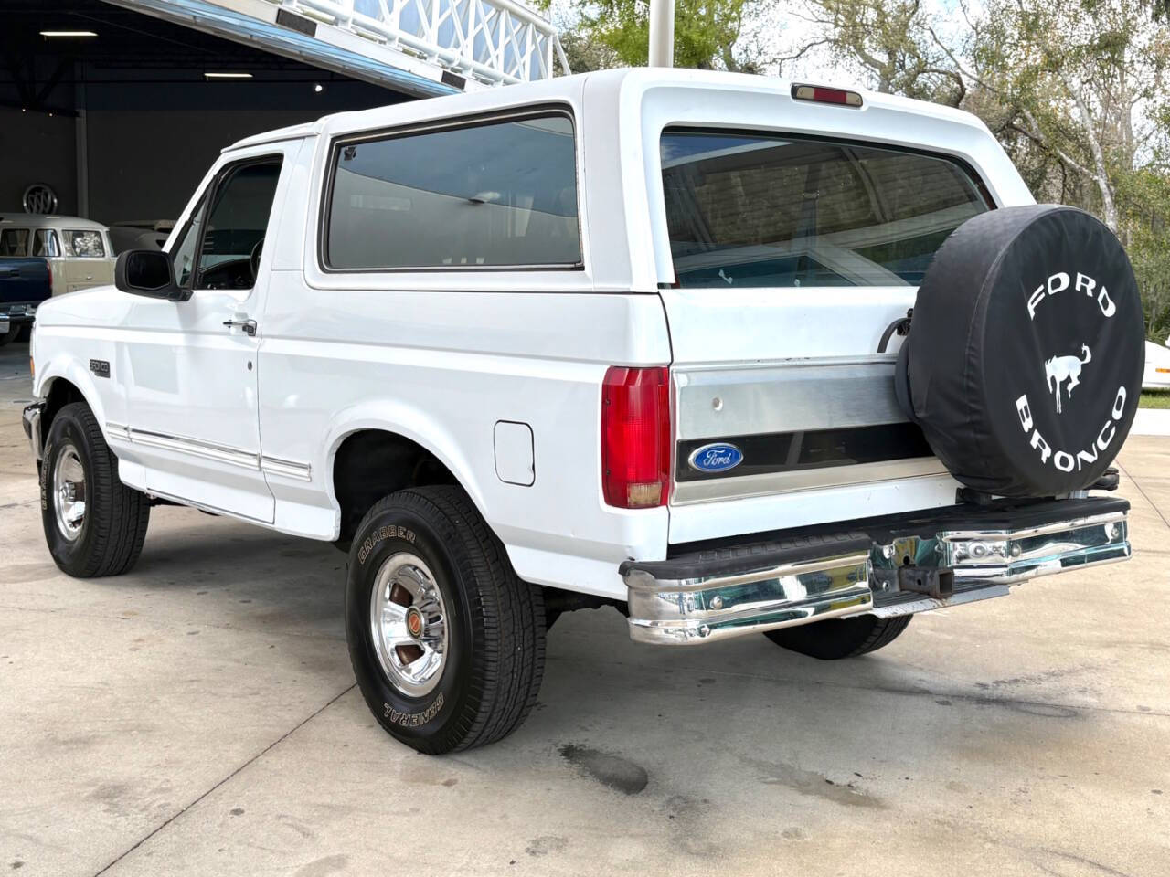 1993 Ford Bronco 10