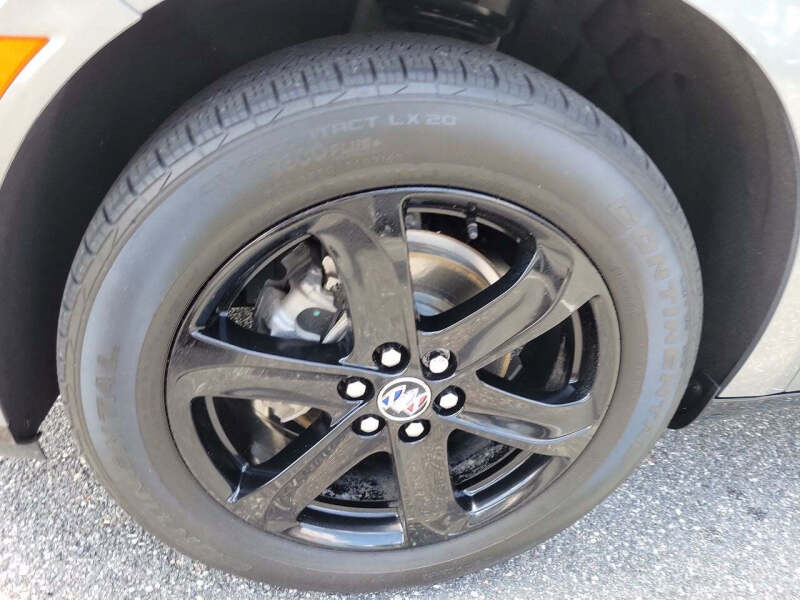 2024 Buick Enclave Essence