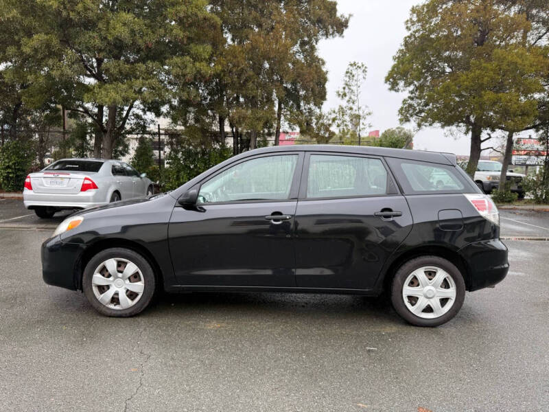 2008 Toyota Matrix null photo 8