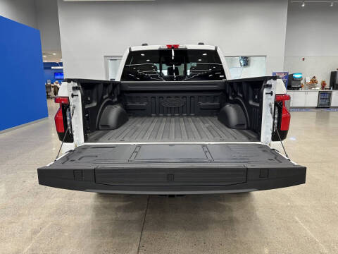 2023 Ford F-150 Lightning XLT