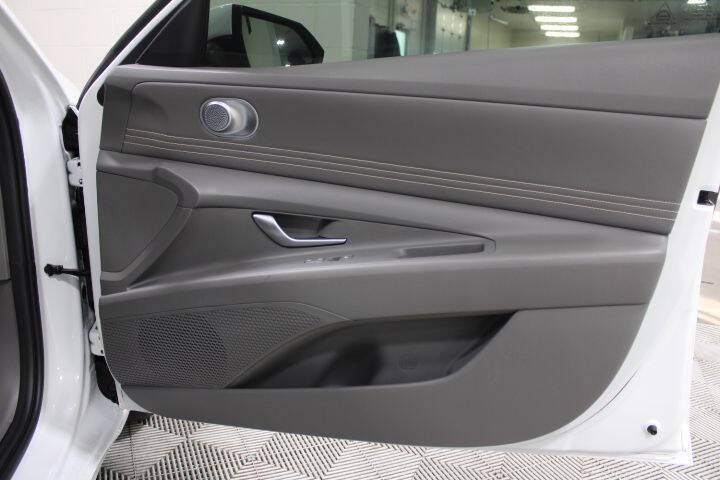 2022 Hyundai Elantra