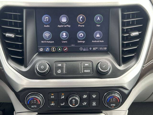 2023 GMC Acadia SLT