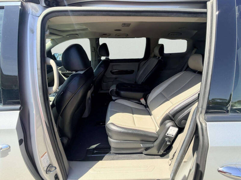 2019 Kia Sedona EX