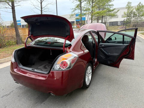 2010 Nissan Altima 3.5 SR