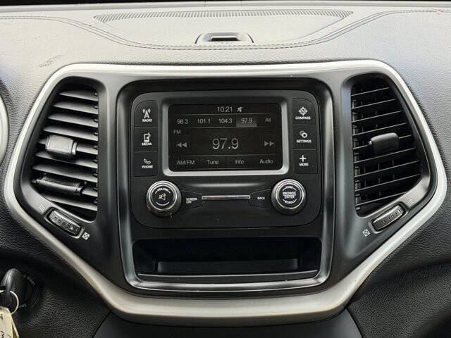 2015 Jeep Cherokee Sport