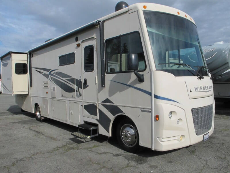 2018 Winnebago VISTA 32 DOUBLE SLIDE for sale at Oregon RV Outlet LLC - Class A Motorhomes in Grants Pass OR