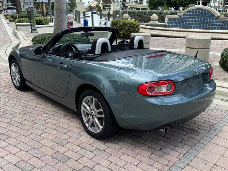 2013 Mazda MX-5 Miata Sport