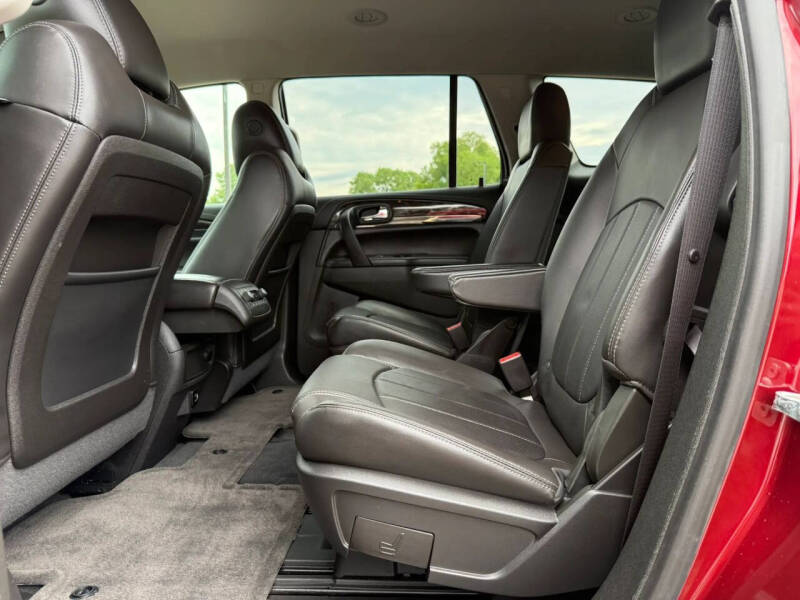2017 Buick Enclave Leather