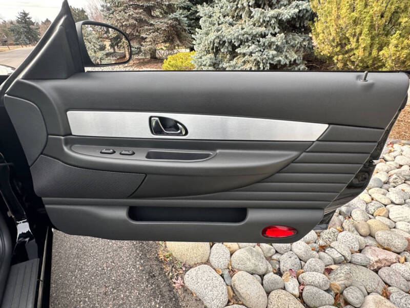 2002 Ford Thunderbird Deluxe