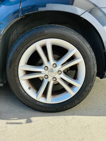 2012 Dodge Avenger SXT Plus