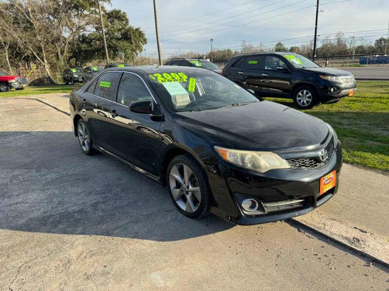 2014 Toyota Camry for sale at DION'S TRUCKS & CARS LLC in Alvin TX