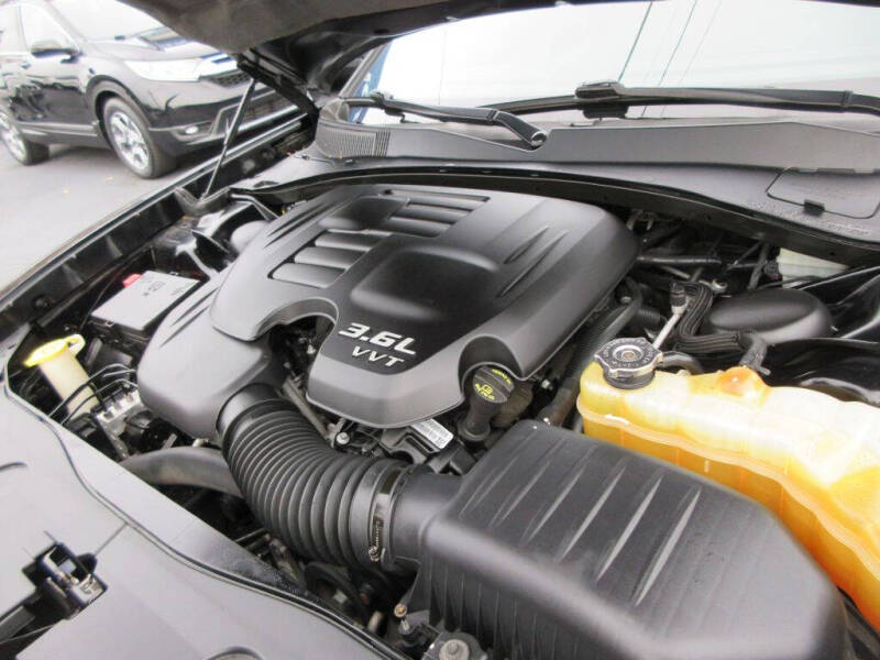 2013 Dodge Charger SE